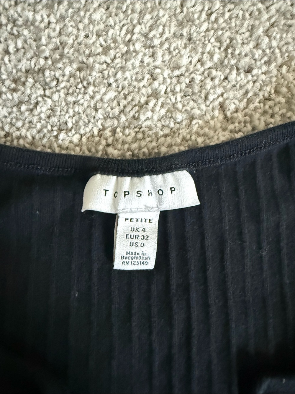 Topshop Black Ribbed Notch-Neck Tank - Picture 2 of 3